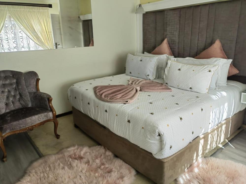 Obaa Sima Guest House Mthatha Exterior foto